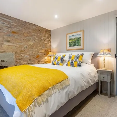 3 Bed In Ambleside Oc-Lr133 *