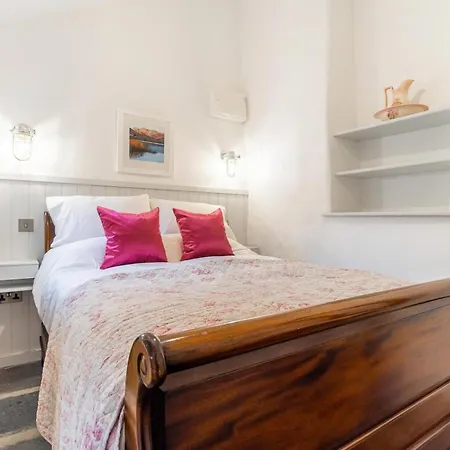 3 Bed In Ambleside Oc-Lr133 Ambleside